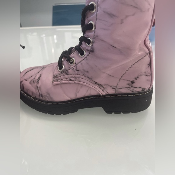 Steve Madden girls marble fashion booties kids pink size 9 thick rubber soul - Picture 2 of 12
